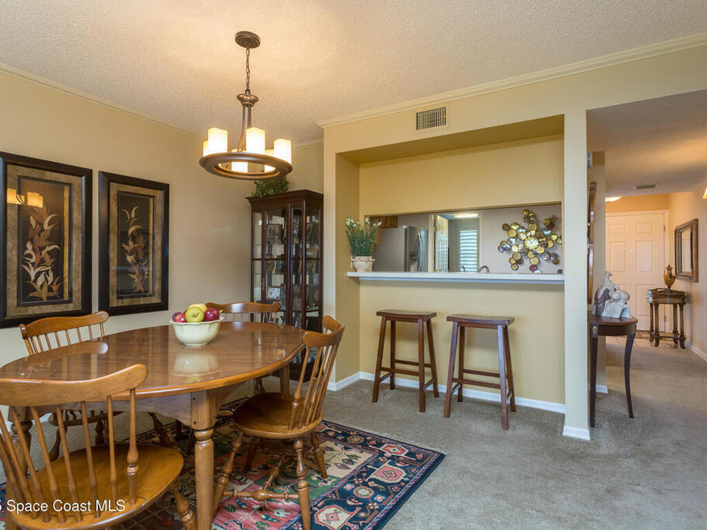 580 S Brevard Avenue, Cocoa Beach, FL 32931