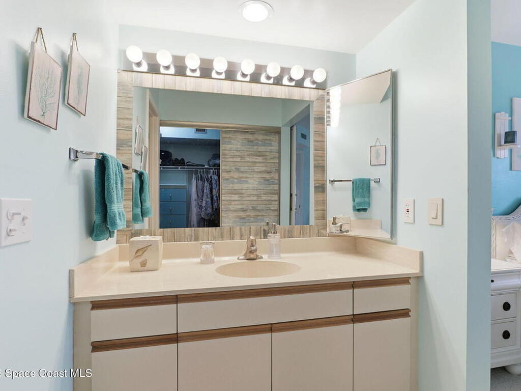 35 Plantation Drive, Vero Beach, FL 32966