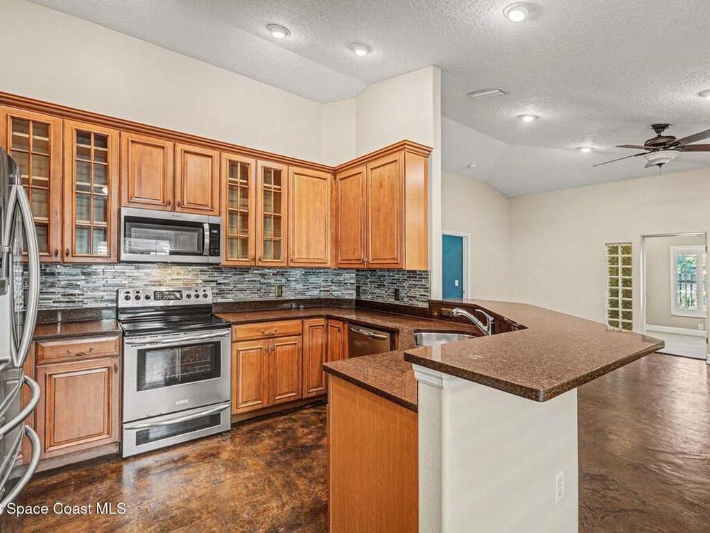 150 Roosevelt Avenue, Satellite Beach, FL 32937