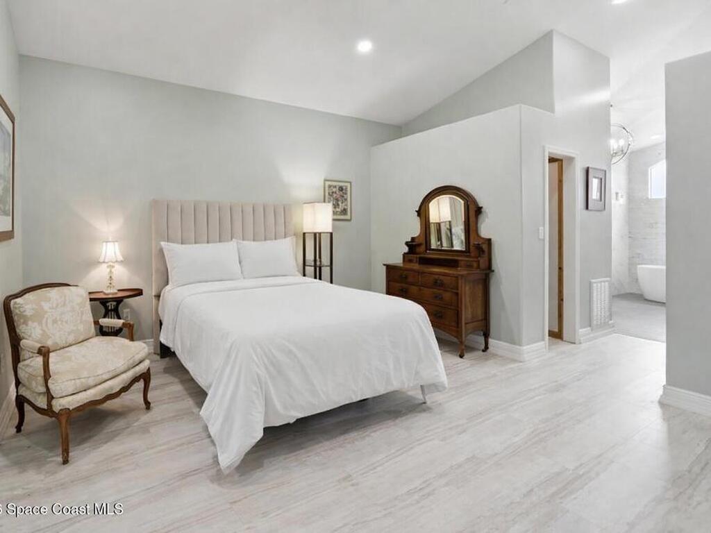 1870 Cypress Lake Drive, Grant-Valkaria, FL 32949