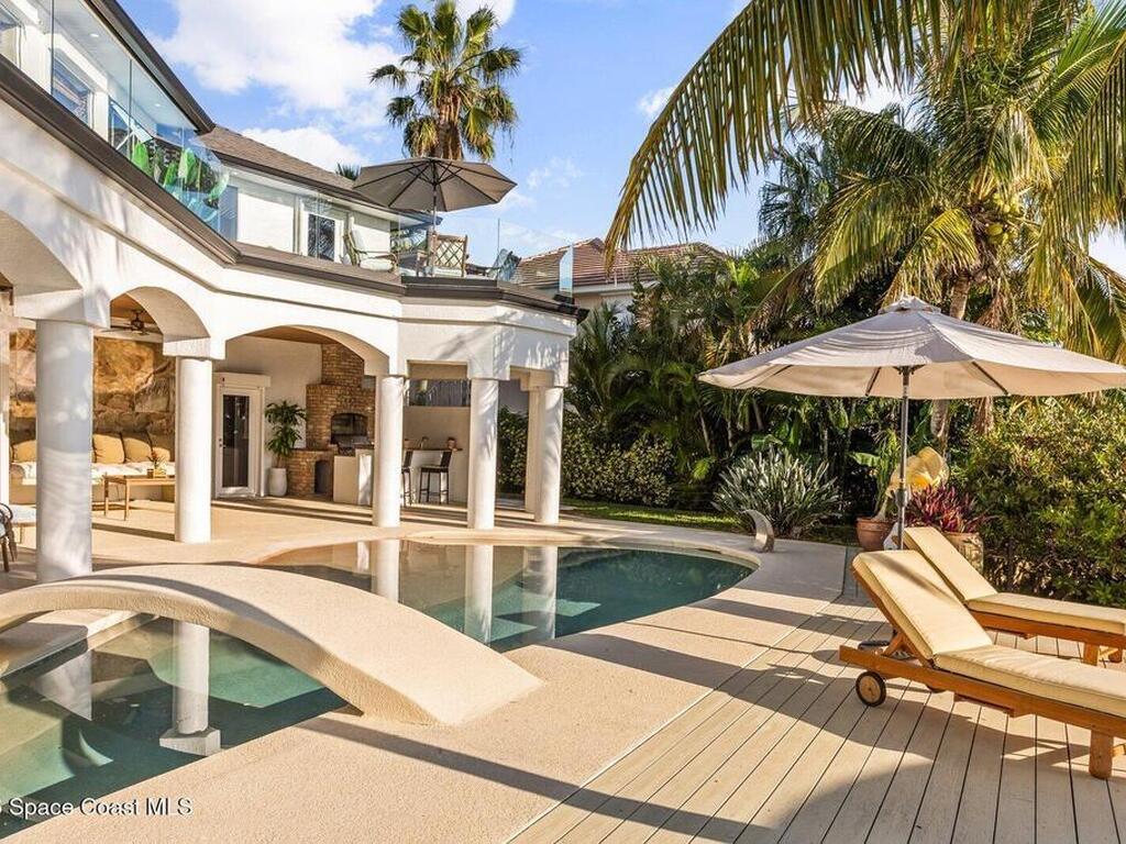 2 River Falls Drive, Cocoa Beach, FL 32931