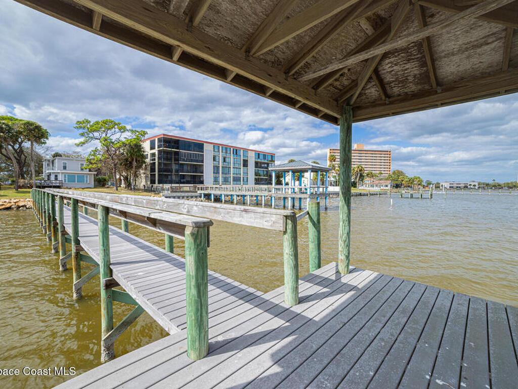 527 Indian River Avenue, Titusville, FL 32796