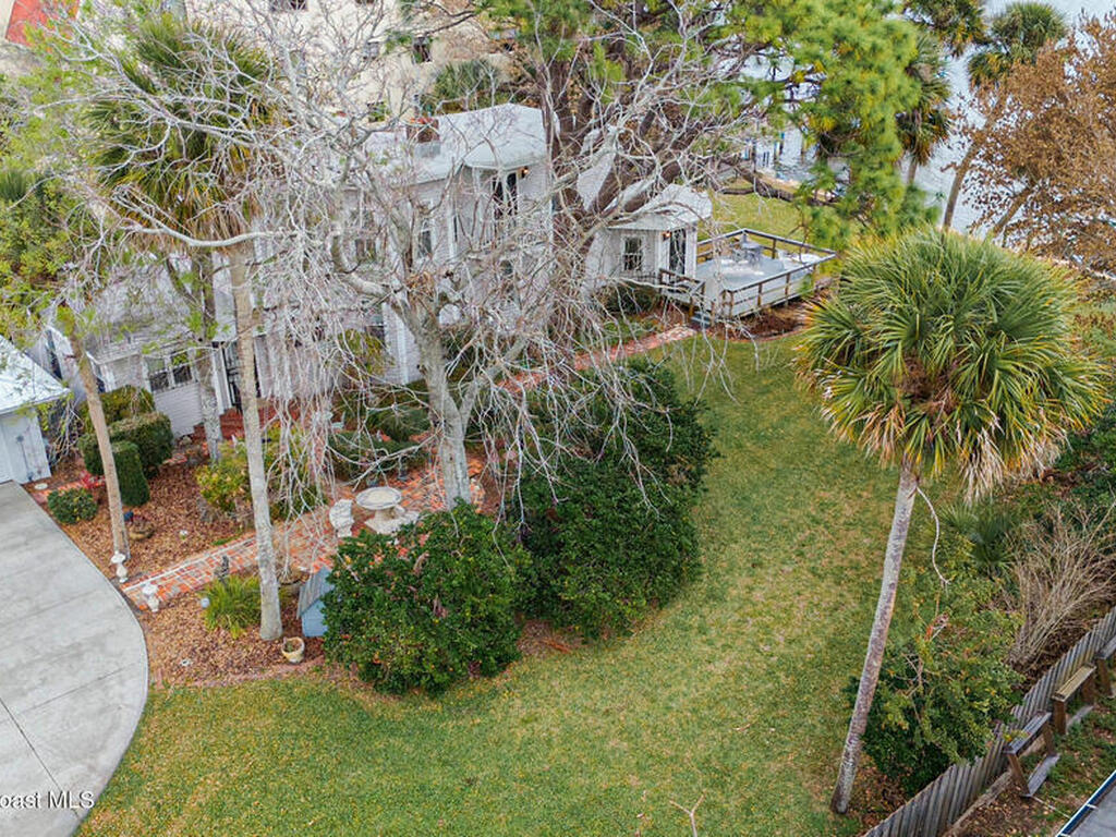 527 Indian River Avenue, Titusville, FL 32796