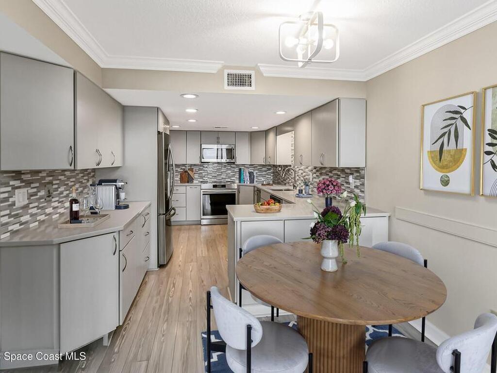 1395 Jimmy Buffett Memorial Highway, Satellite Beach, FL 32937