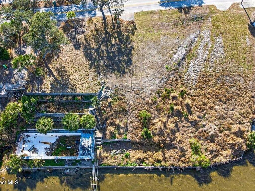 2514 N Indian River Drive, Cocoa, FL 32922