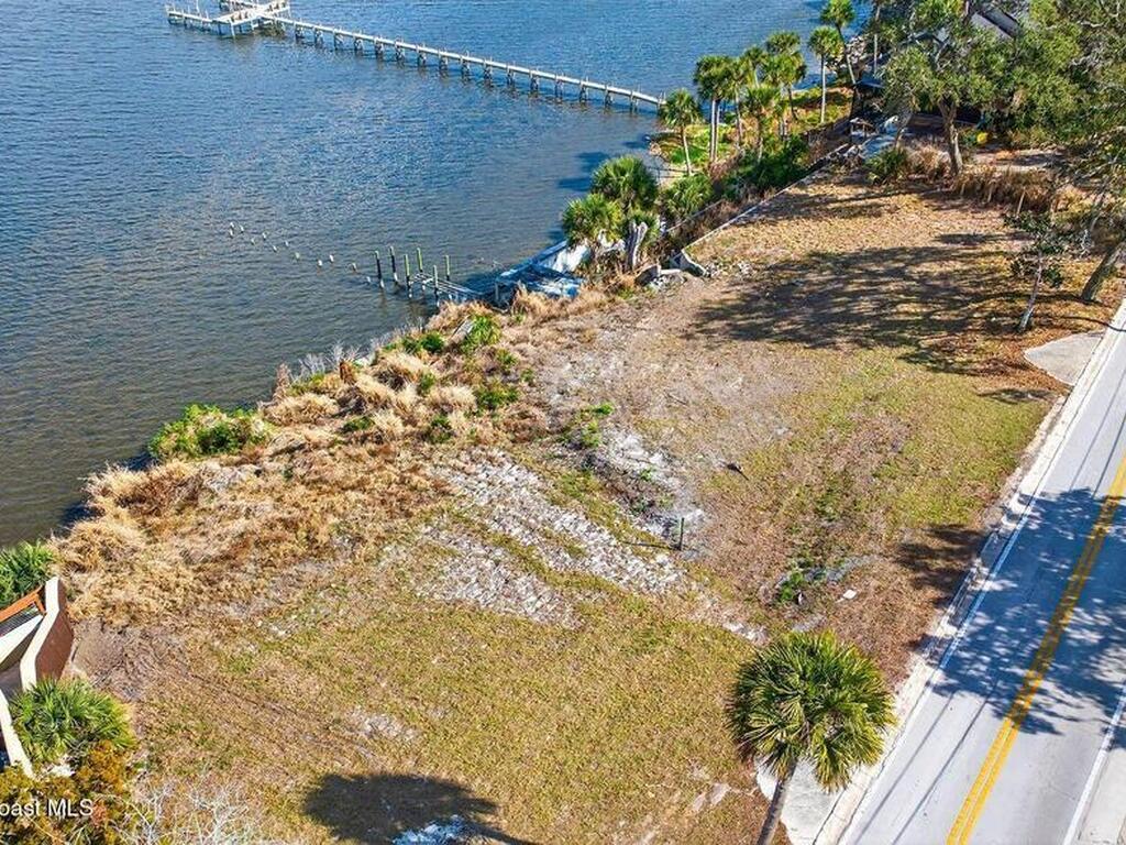 2514 N Indian River Drive, Cocoa, FL 32922