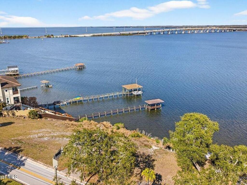 2514 N Indian River Drive, Cocoa, FL 32922