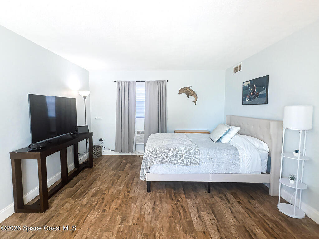 390 W Cocoa Beach Causeway, Cocoa Beach, FL 32931