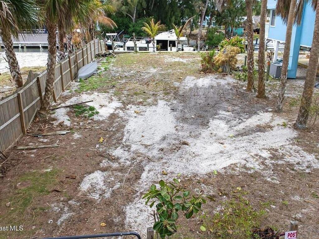 51 Vip Island, Grant, FL 32949