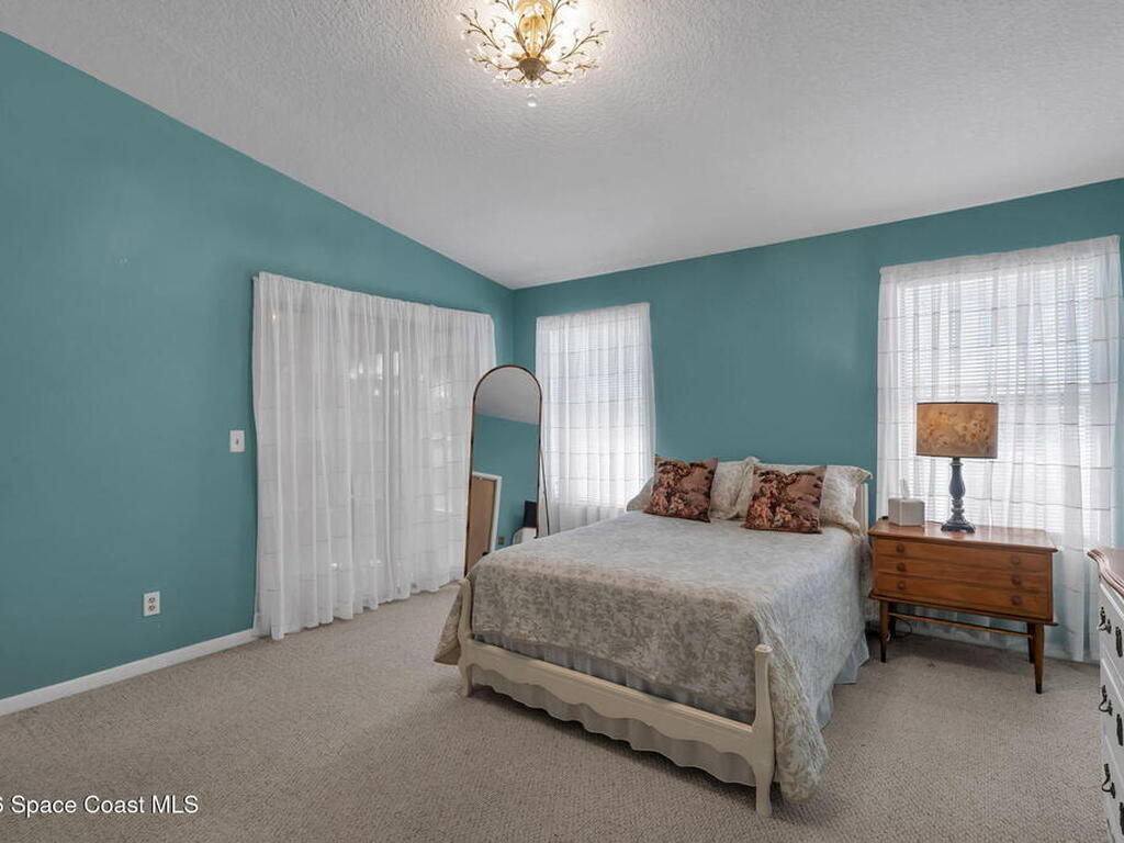 35 Anchor Drive, Indian Harbour Beach, FL 32937