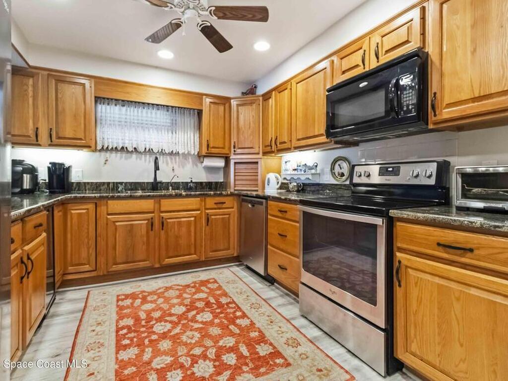 905 N Harbor City Boulevard, Melbourne, FL 32935