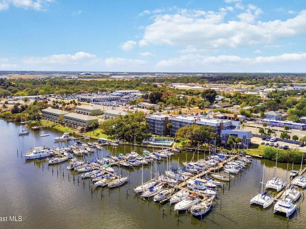 905 N Harbor City Boulevard, Melbourne, FL 32935