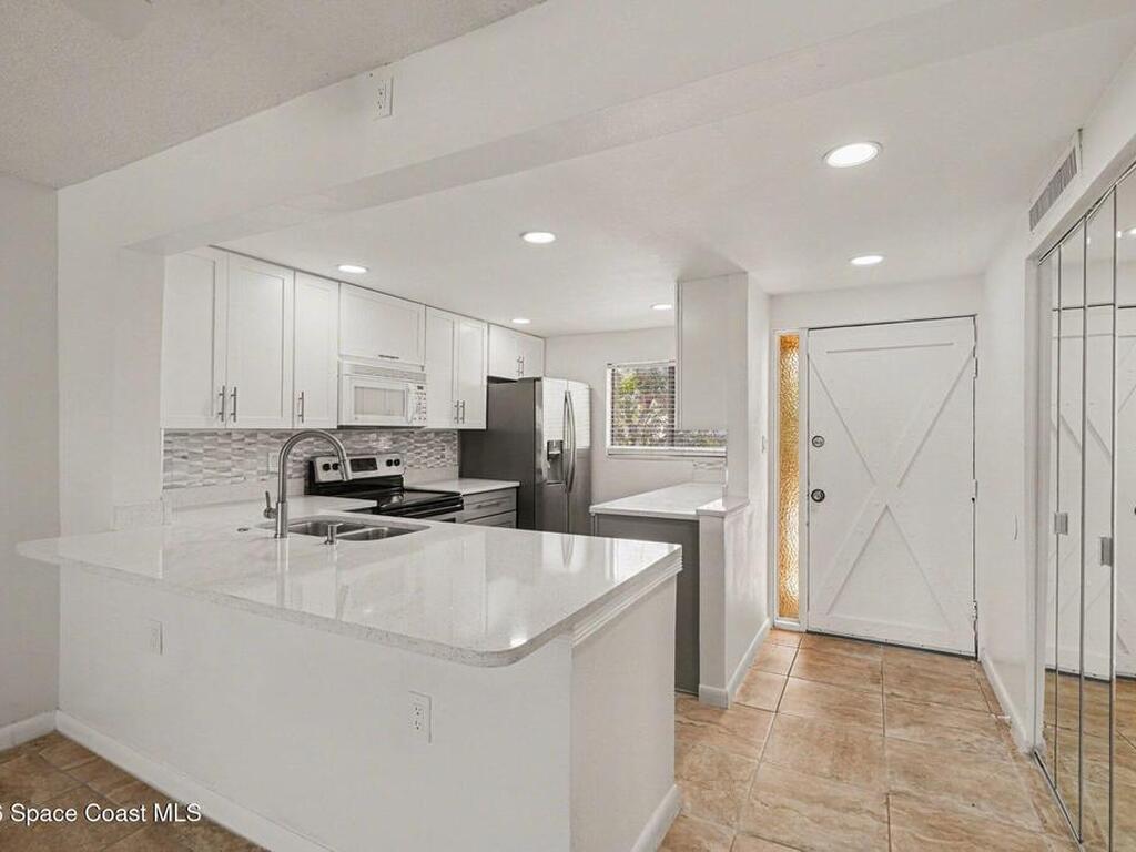 1611 Minutemen Causeway, Cocoa Beach, FL 32931