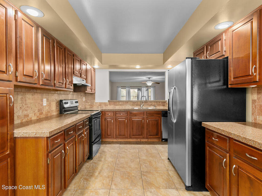 2144 Kings Cross Street, Titusville, FL 32796