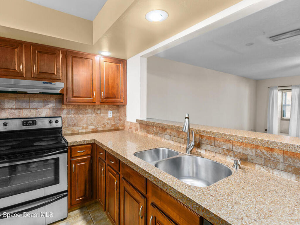 2144 Kings Cross Street, Titusville, FL 32796