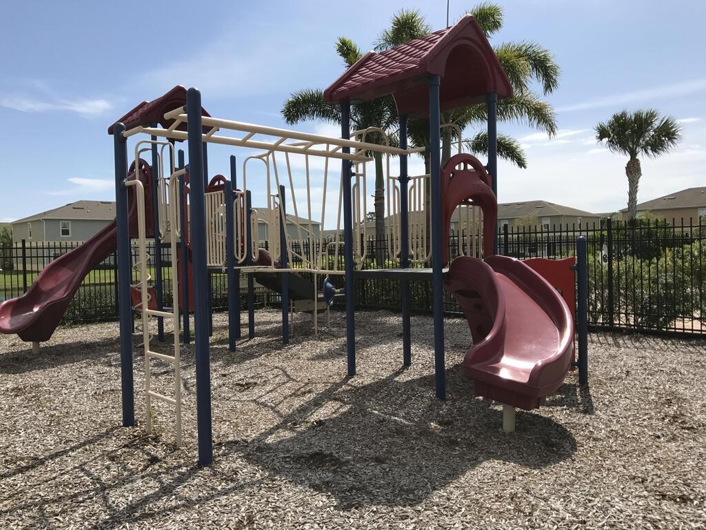 2600 Revolution Street, Melbourne, FL 32935