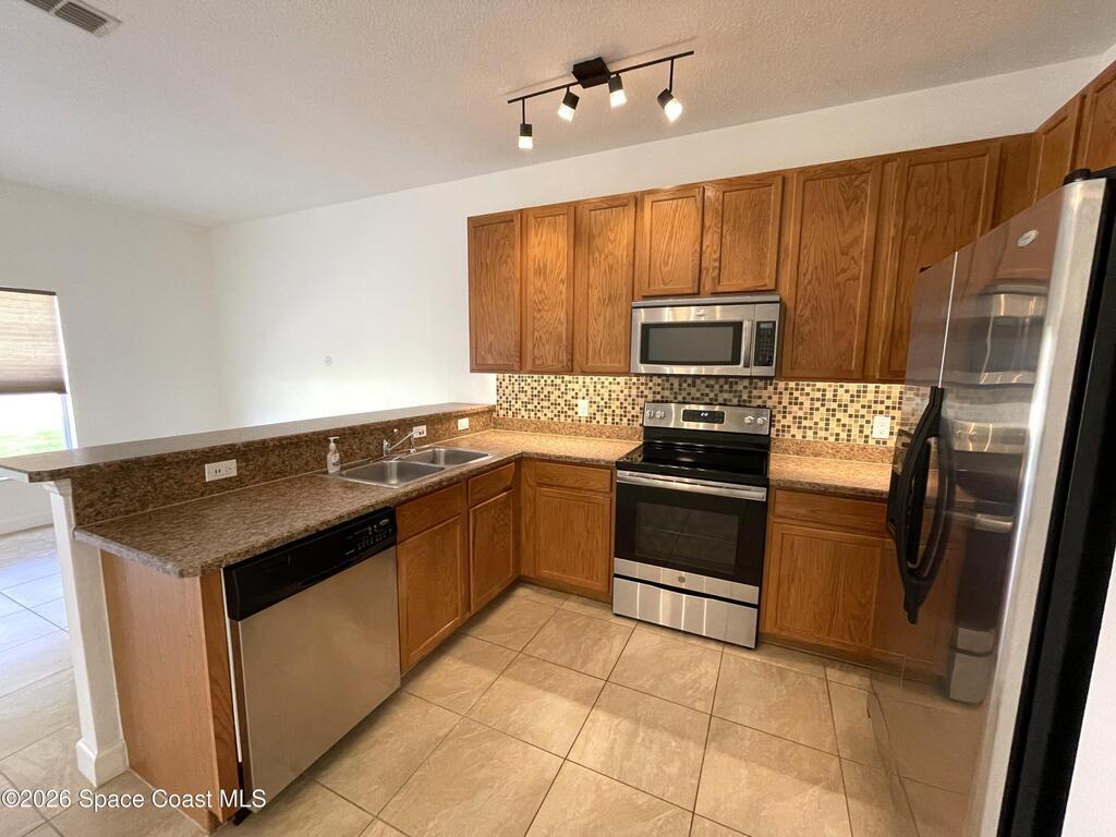 2600 Revolution Street, Melbourne, FL 32935