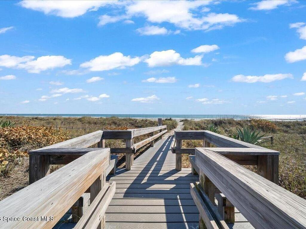 8700 Ridgewood Avenue, Cape Canaveral, FL 32920