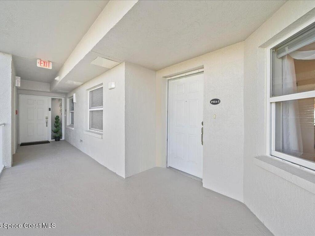 8700 Ridgewood Avenue, Cape Canaveral, FL 32920