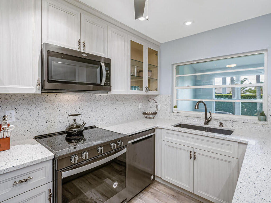 517 Summerset Court, Indian Harbour Beach, FL 32937