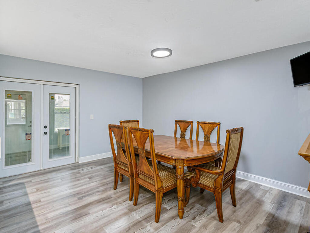 517 Summerset Court, Indian Harbour Beach, FL 32937