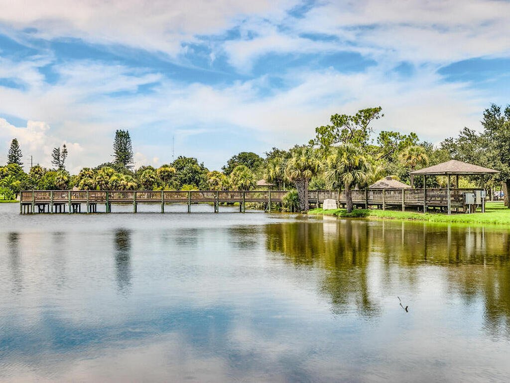 517 Summerset Court, Indian Harbour Beach, FL 32937