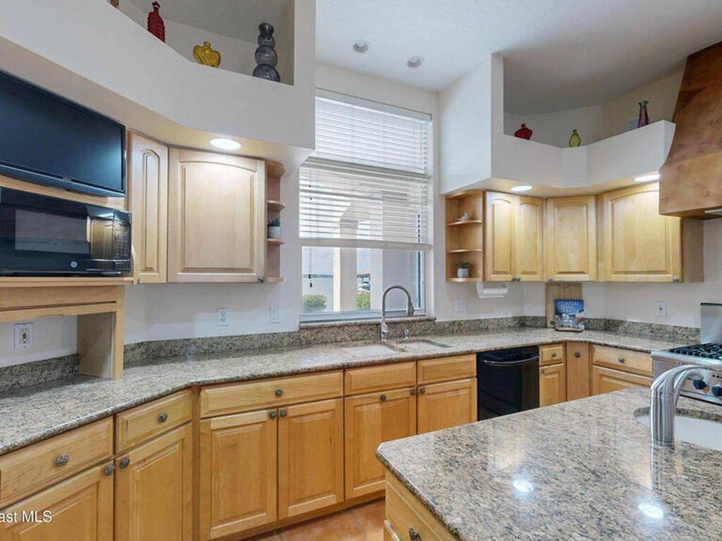 650 Loggerhead Island Drive, Satellite Beach, FL 32937