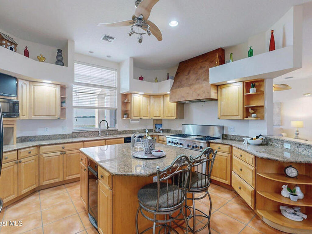 650 Loggerhead Island Drive, Satellite Beach, FL 32937