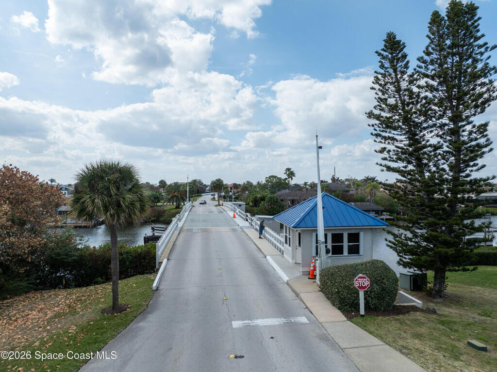 650 Loggerhead Island Drive, Satellite Beach, FL 32937