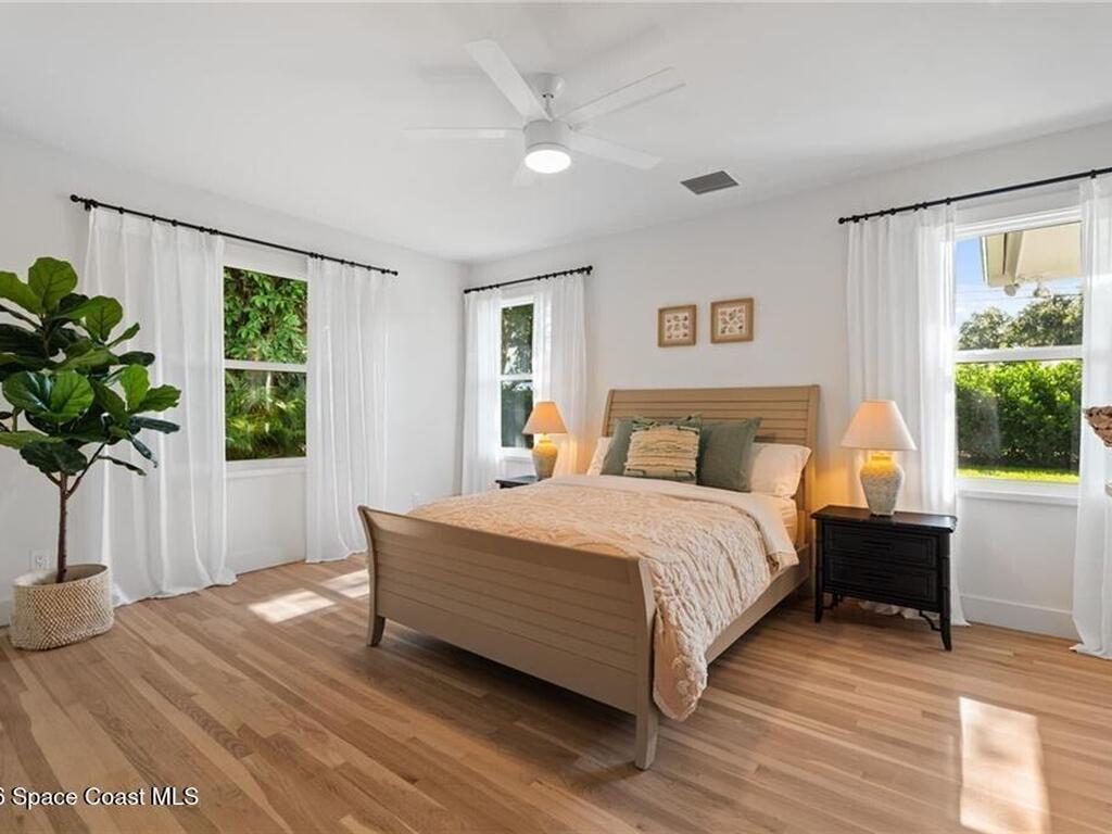 4120 Indian River Drive, Vero Beach, FL 32963