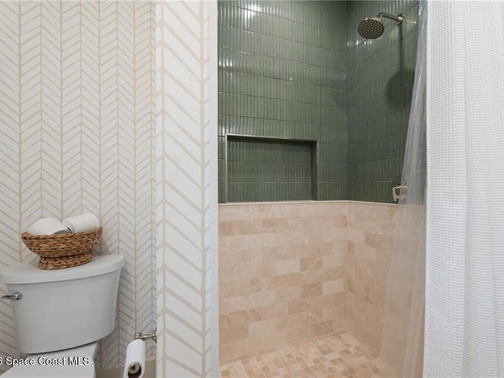 4120 Indian River Drive, Vero Beach, FL 32963