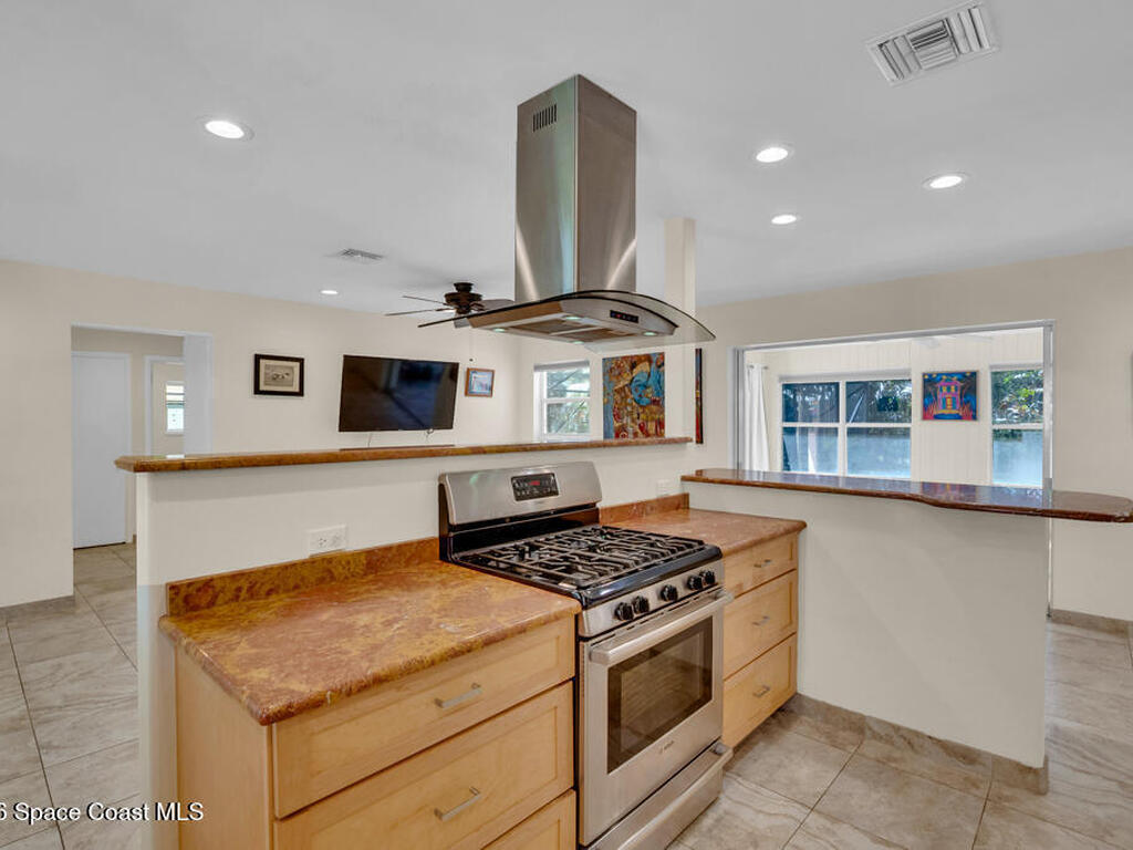 912 Coquina Lane, Vero Beach, FL 32963