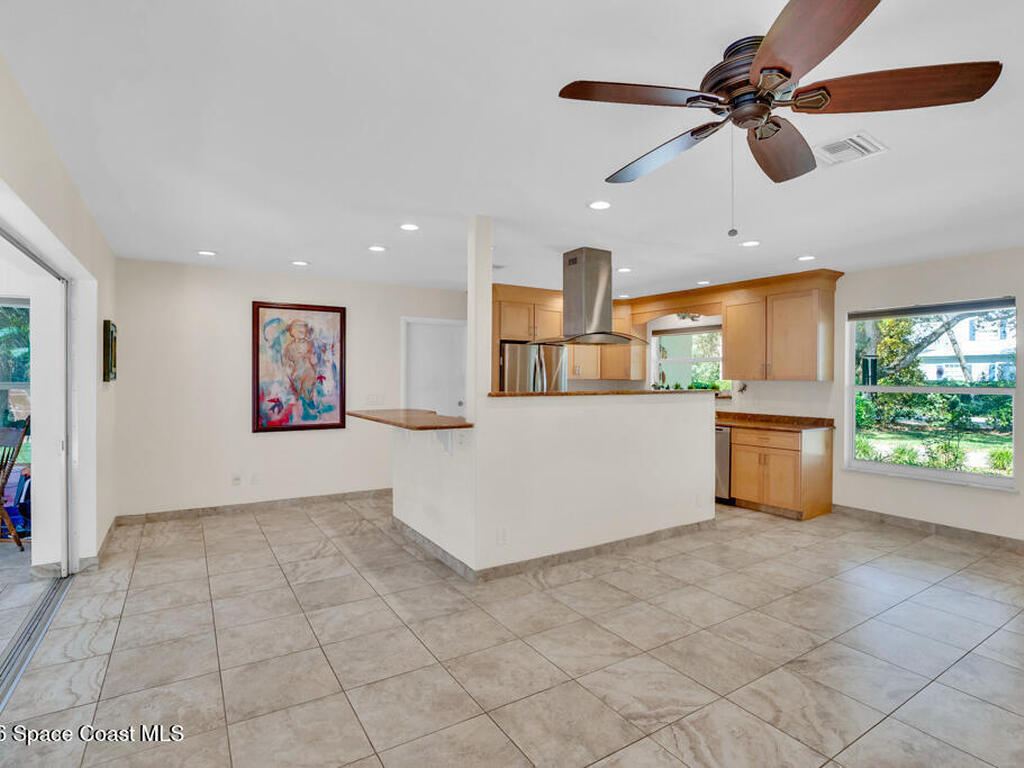 912 Coquina Lane, Vero Beach, FL 32963