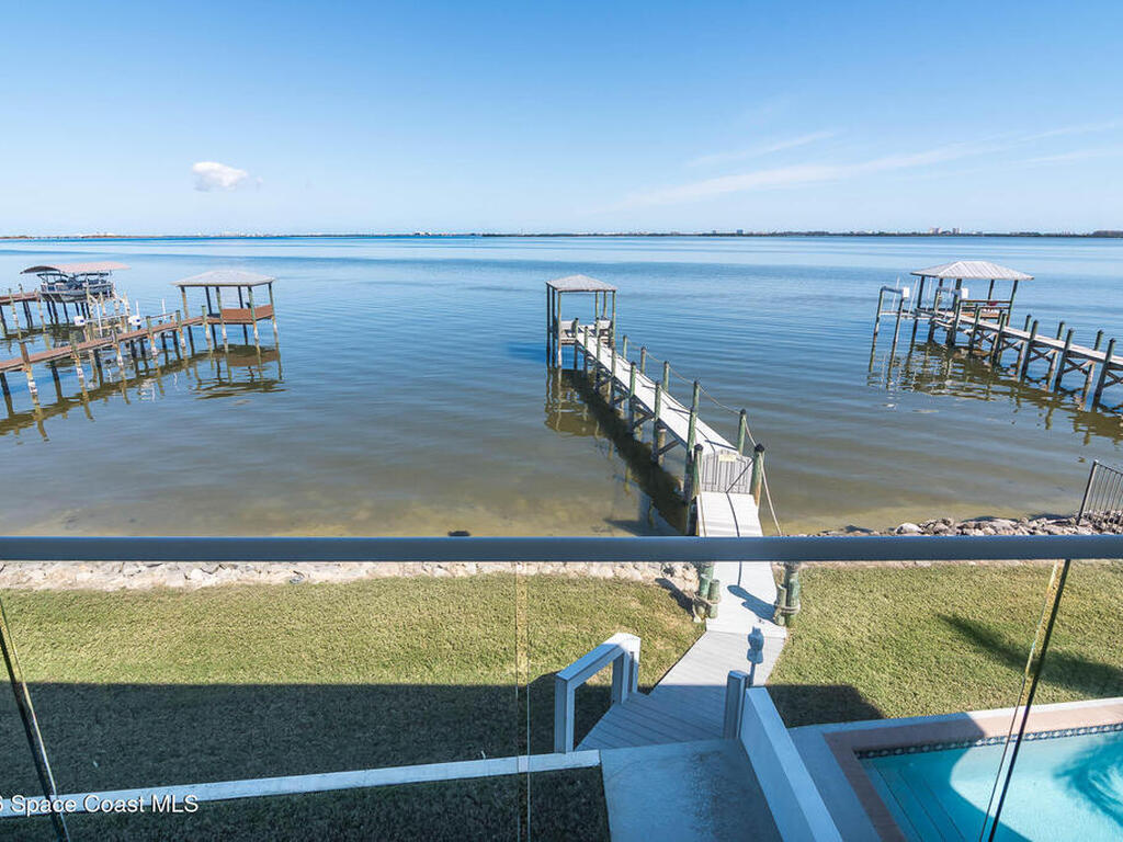 1870 Harbor Point Drive, Merritt Island, FL 32952