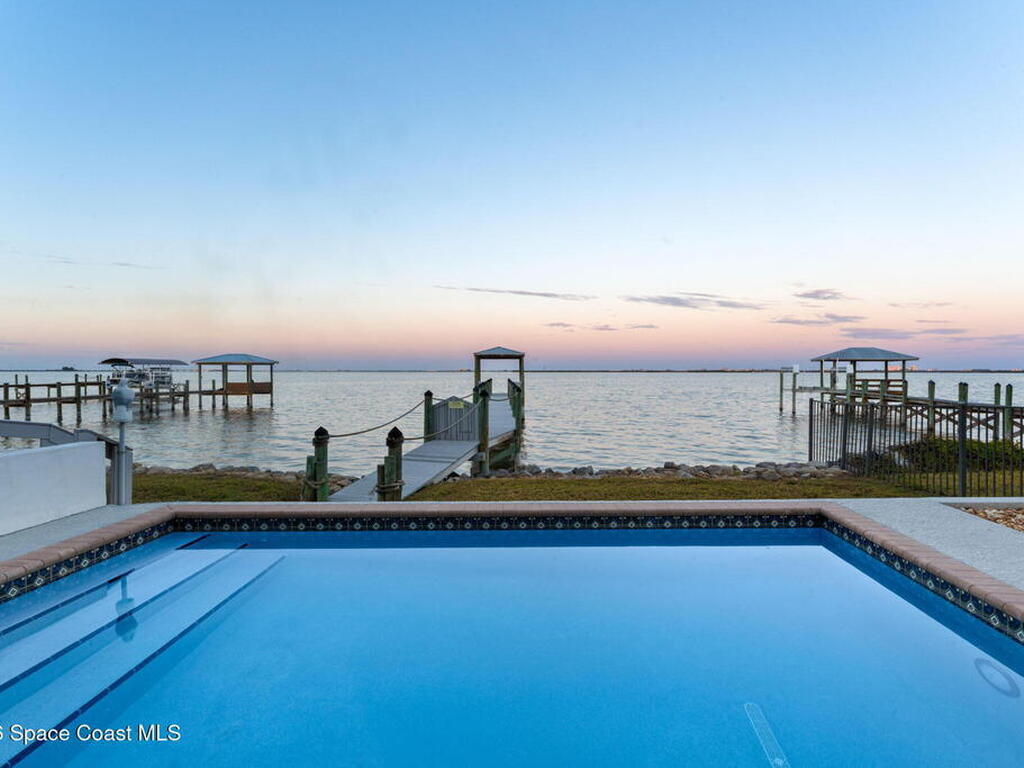 1870 Harbor Point Drive, Merritt Island, FL 32952