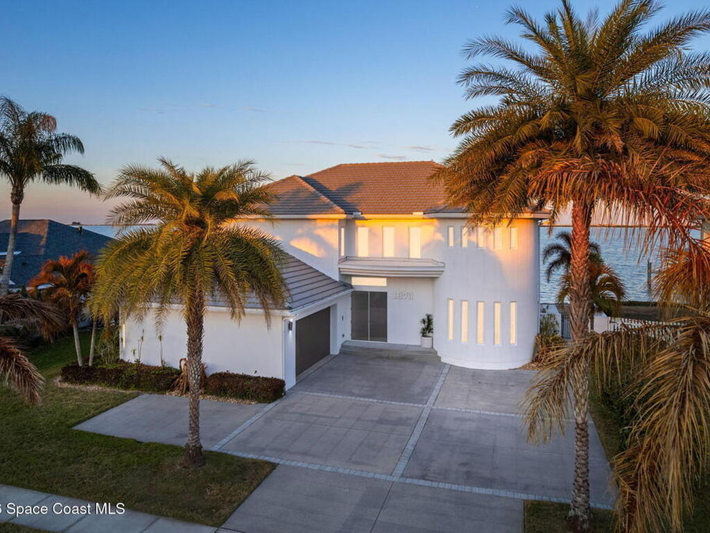 1870 Harbor Point Drive, Merritt Island, FL 32952