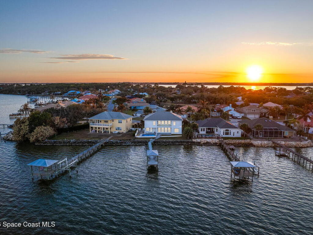 1870 Harbor Point Drive, Merritt Island, FL 32952