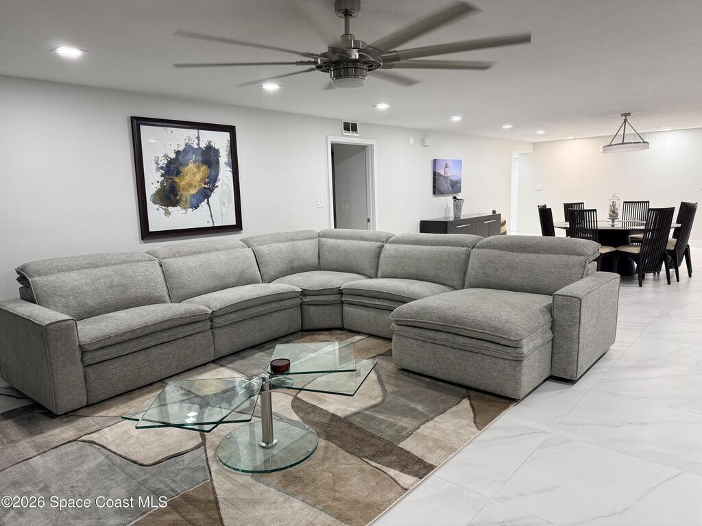 3223 S Atlantic Avenue, Cocoa Beach, FL 32931