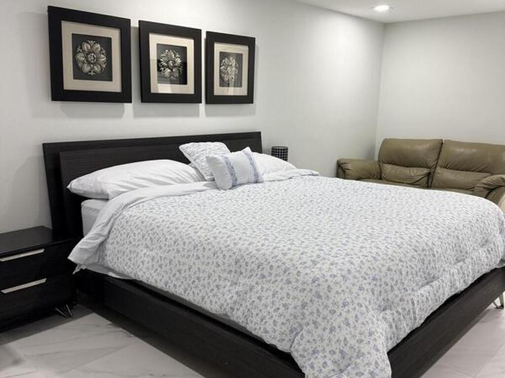 3223 S Atlantic Avenue, Cocoa Beach, FL 32931