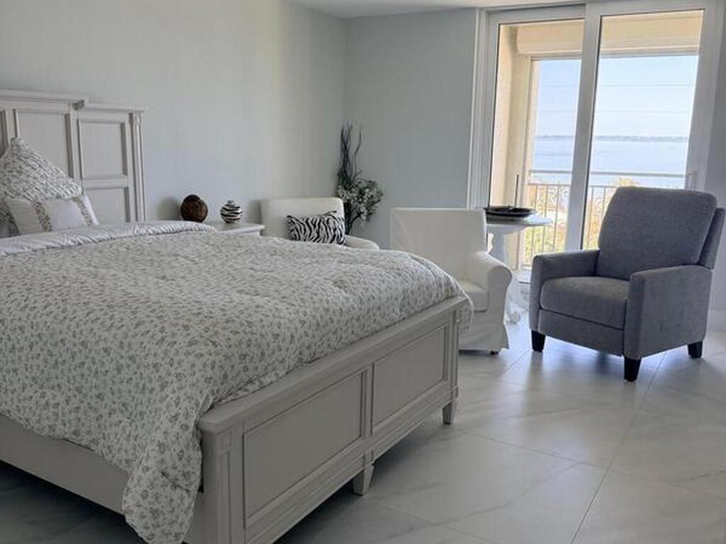 3223 S Atlantic Avenue, Cocoa Beach, FL 32931