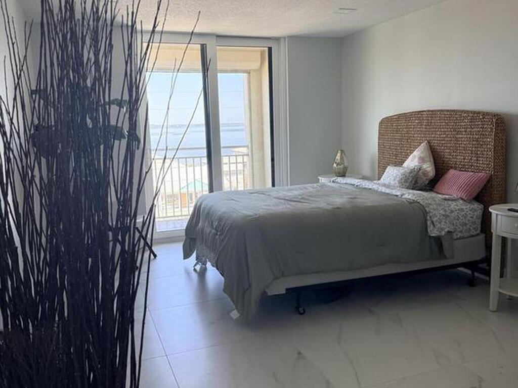 3223 S Atlantic Avenue, Cocoa Beach, FL 32931