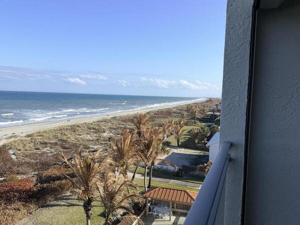 3223 S Atlantic Avenue, Cocoa Beach, FL 32931