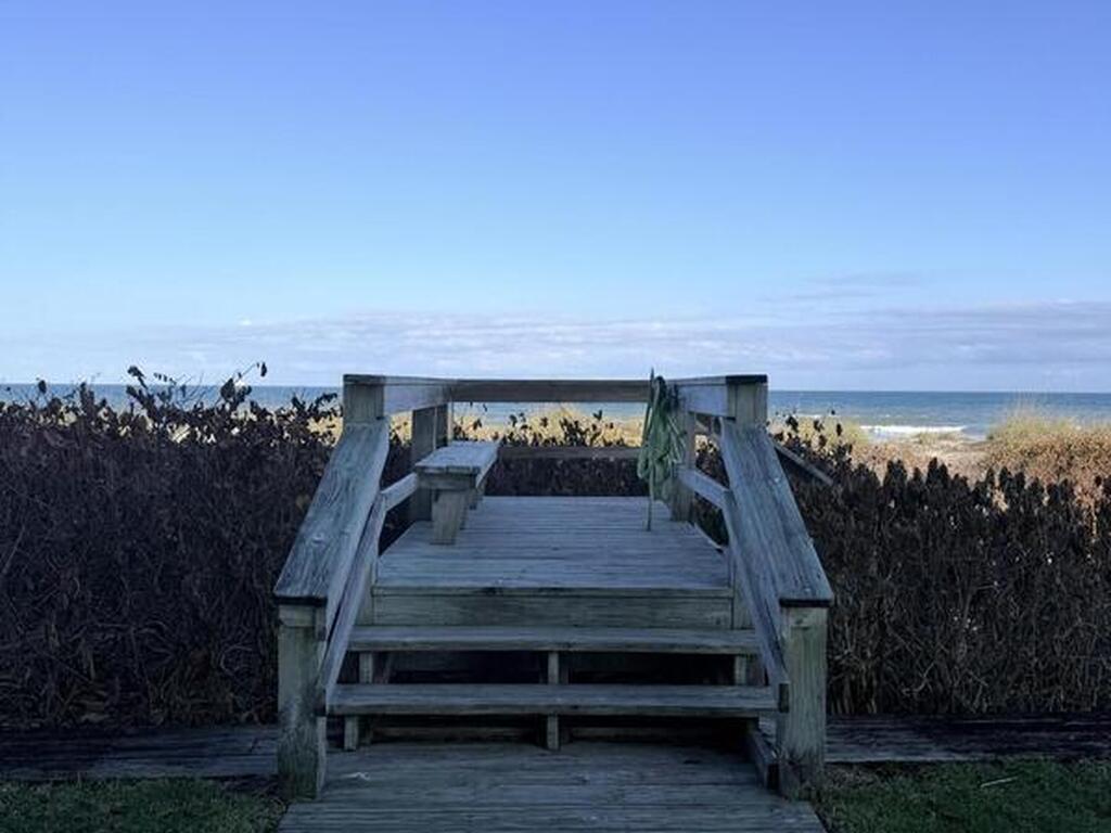 3223 S Atlantic Avenue, Cocoa Beach, FL 32931