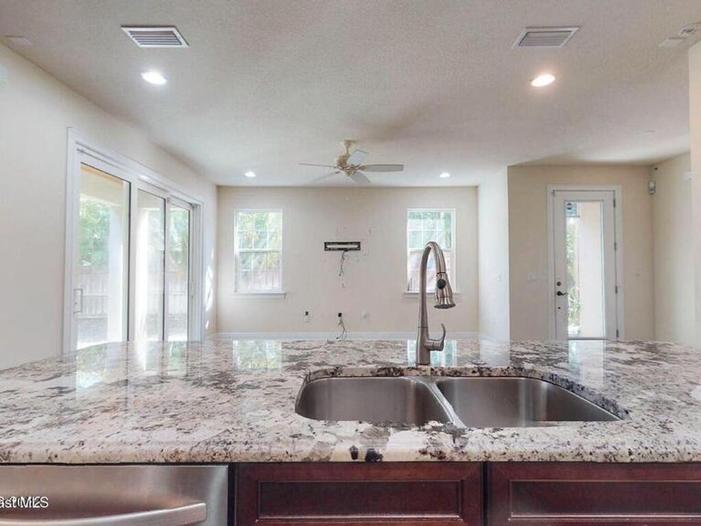 100 Eighth Avenue, Indialantic, FL 32903