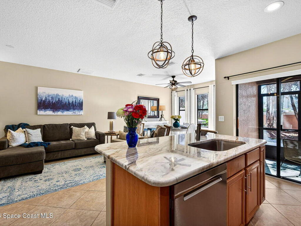 1335 Lara Circle, Rockledge, FL 32955