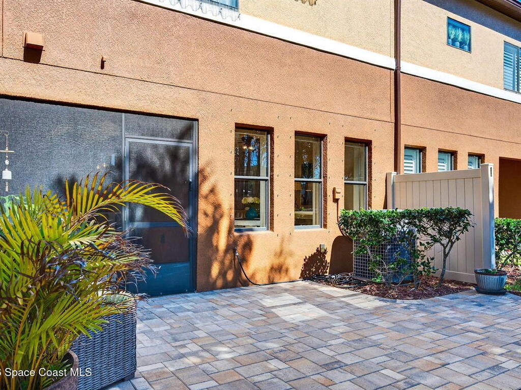 1335 Lara Circle, Rockledge, FL 32955