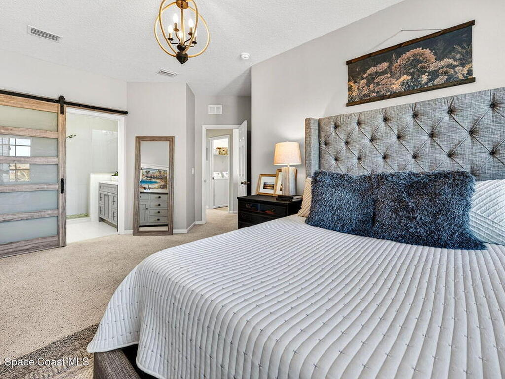 1335 Lara Circle, Rockledge, FL 32955