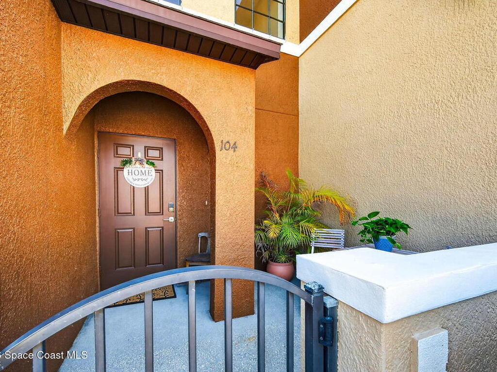 1335 Lara Circle, Rockledge, FL 32955