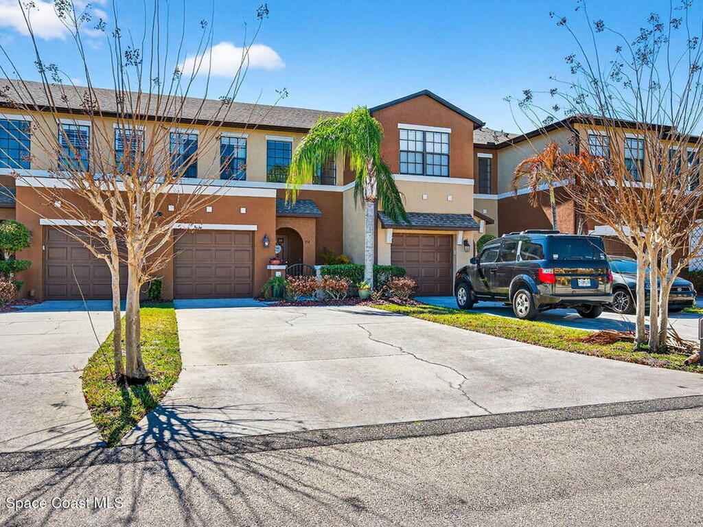 1335 Lara Circle, Rockledge, FL 32955