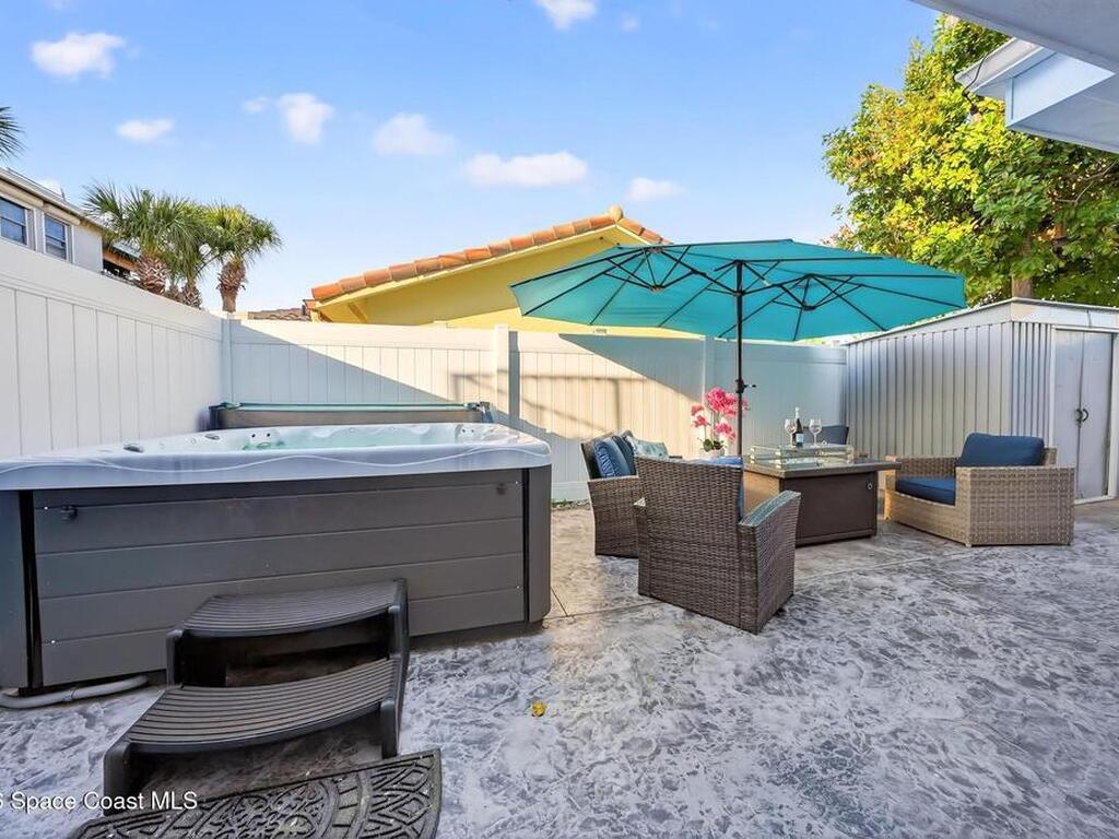 526 Jefferson Avenue, Cape Canaveral, FL 32920